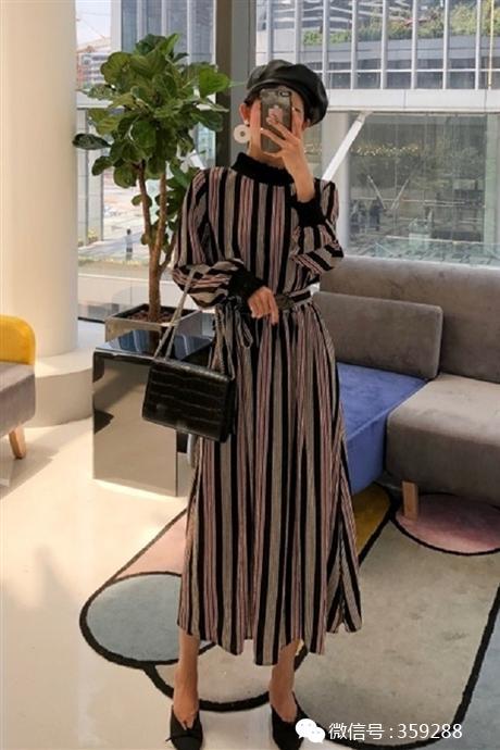 网红春秋裙装视频,网红春秋裙装穿搭指南