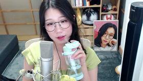 全程吃瓜状态,揭秘娱乐圈幕后风云