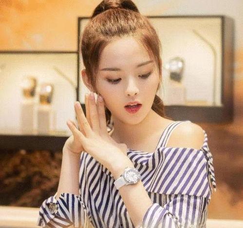 娱乐吃瓜君圆脸小花